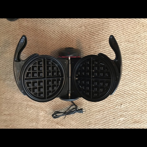 Presto 03510 Flipside Belgian Waffle Maker. - Picture 7 of 12